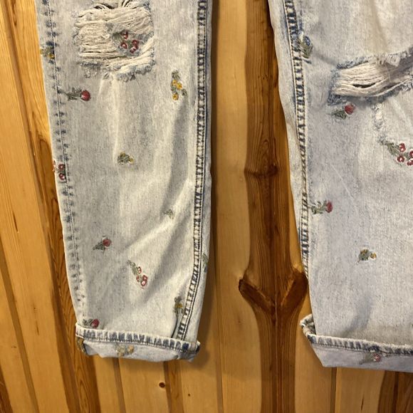 DRIFTWOOD High Rise Jeans with Floral Embroidery - Picture 4 of 14